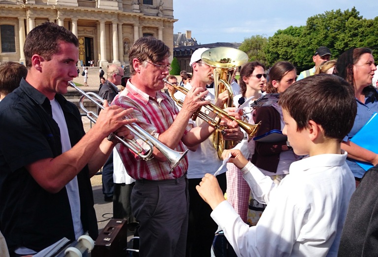 La fanfare de la procession du lundi