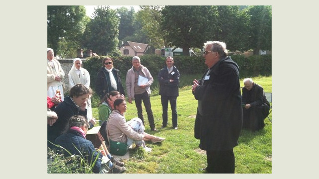 L'équipe médicale - Le Dr.Dickès donne ses instructions