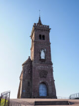 La chapelle St Léon sur le Rocher du Dabo
